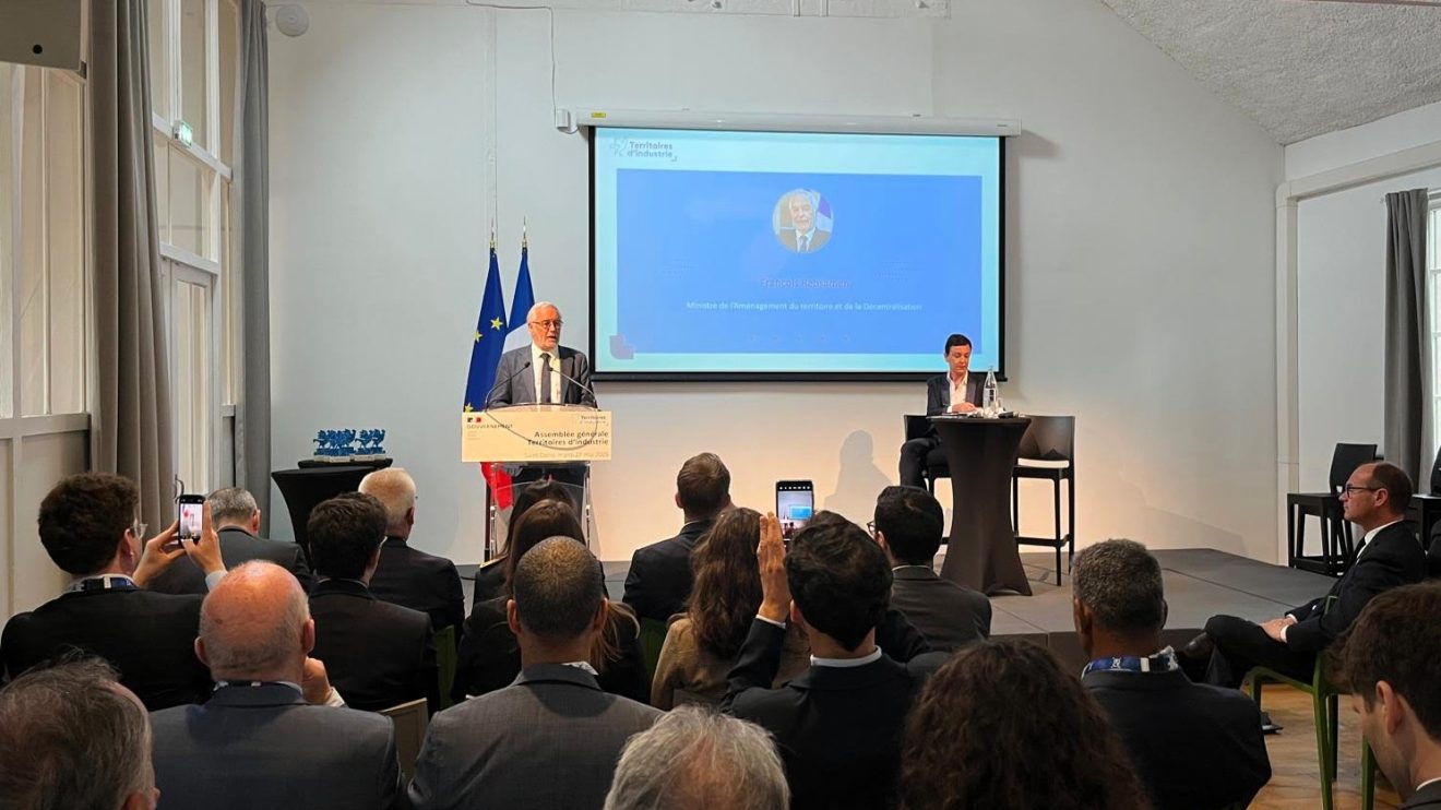 Lacq-Orthez : un exemple de réindustrialisation en France